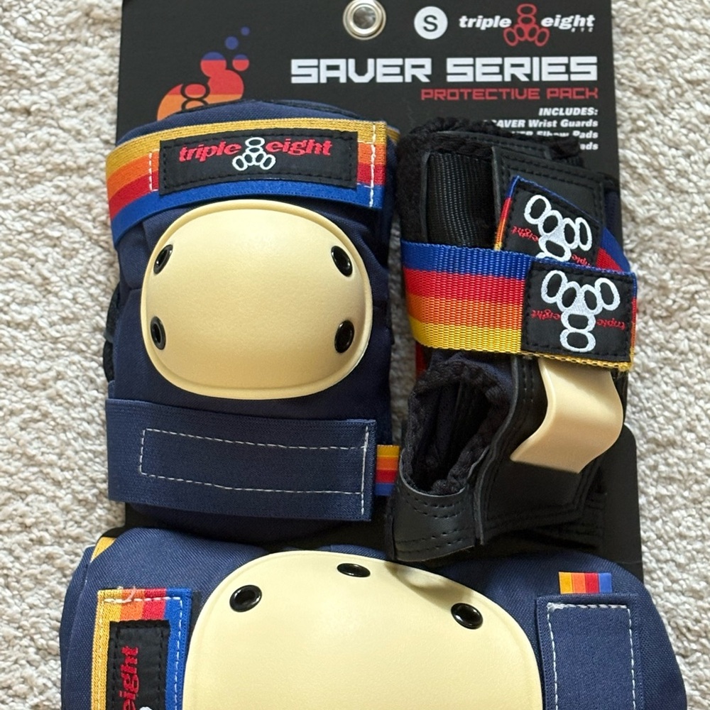 Retro Cool Triple Eight Protective Roller Skate Pads, Women’s Small